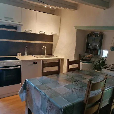 Maison Charmante à Avec Piscine Privée Casa vacanze