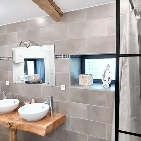 Maison Charmante à Avec Piscine Privée * Sauveterre (Tarn-et-Garonne)