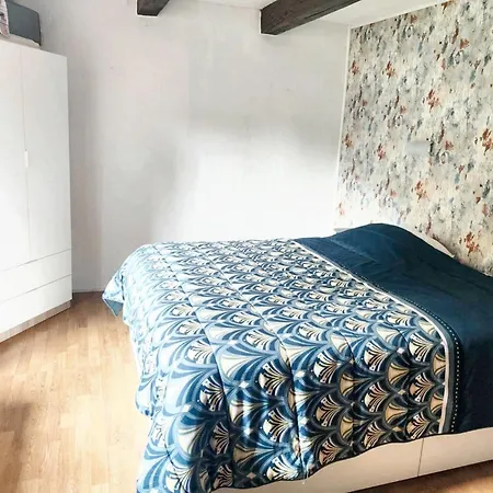 Hébergement de vacances Maison Charmante à Avec Piscine Privée