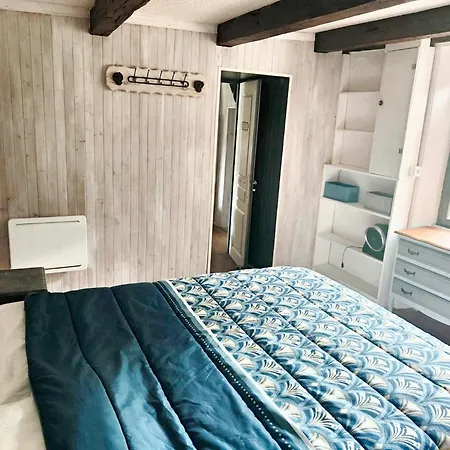 Maison Charmante à Avec Piscine Privée Hébergement de vacances