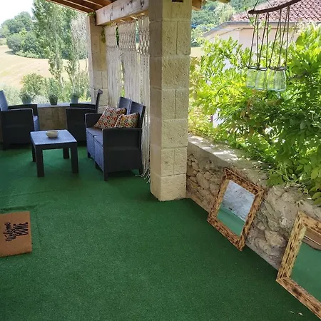 Maison Charmante à Avec Piscine Privée * Sauveterre (Tarn-et-Garonne)