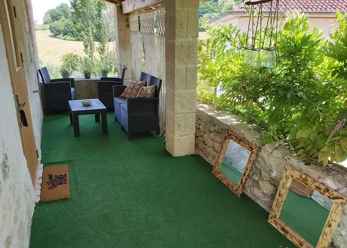 Maison Charmante A Avec Piscine Privee *