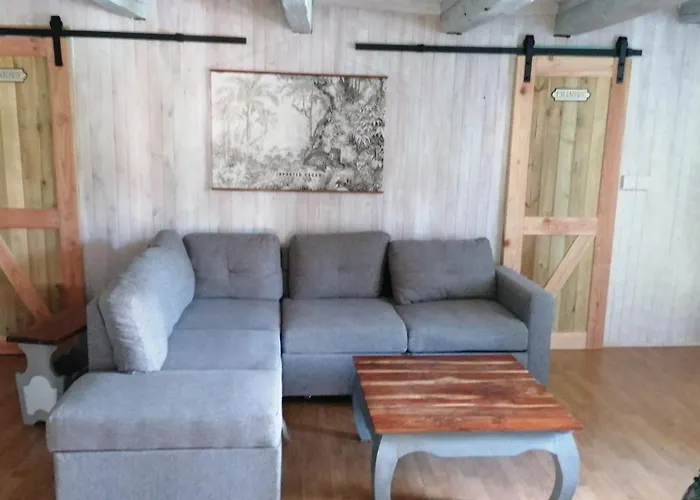 بيت للعطل Maison Charmante A Avec Piscine Privee Sauveterre (Tarn-et-Garonne)