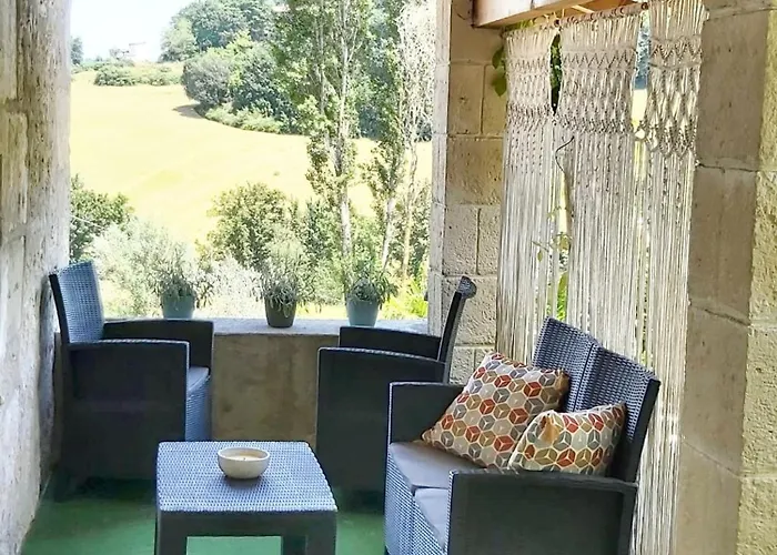 بيت للعطل Maison Charmante A Avec Piscine Privee Sauveterre (Tarn-et-Garonne)